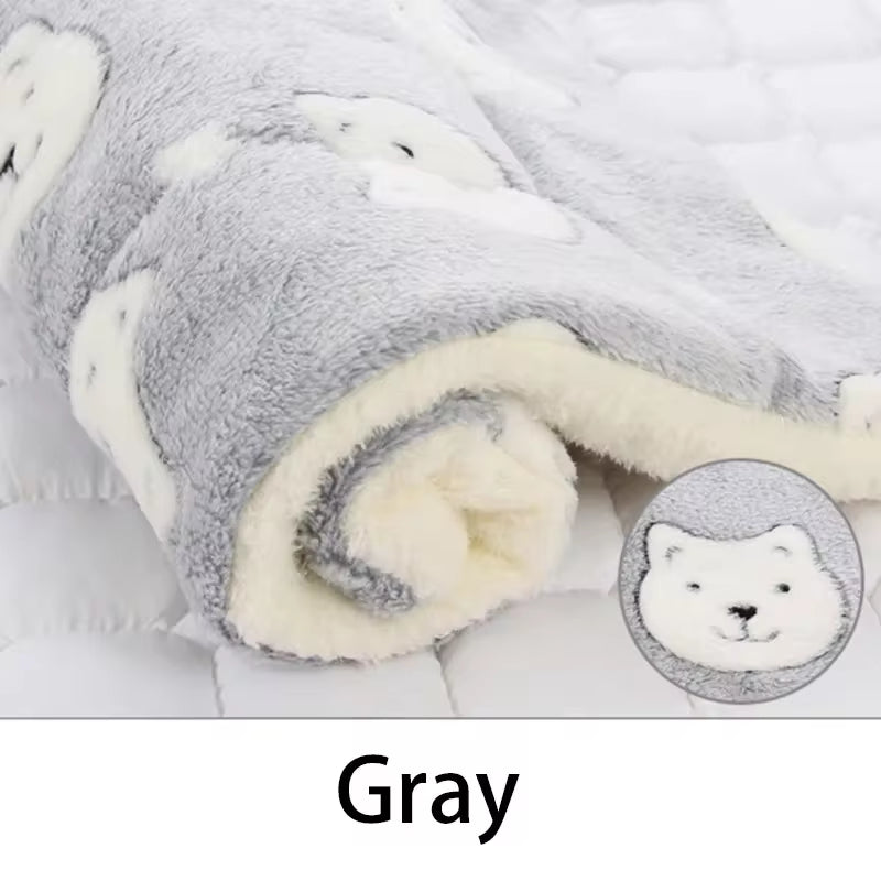 Flannel Pet Sleeping Mat Dog Bed Cat Litter Puppy Bed Dog Sofa Lovely Mattress Cushion for Small Large Dog Blanket for Winter